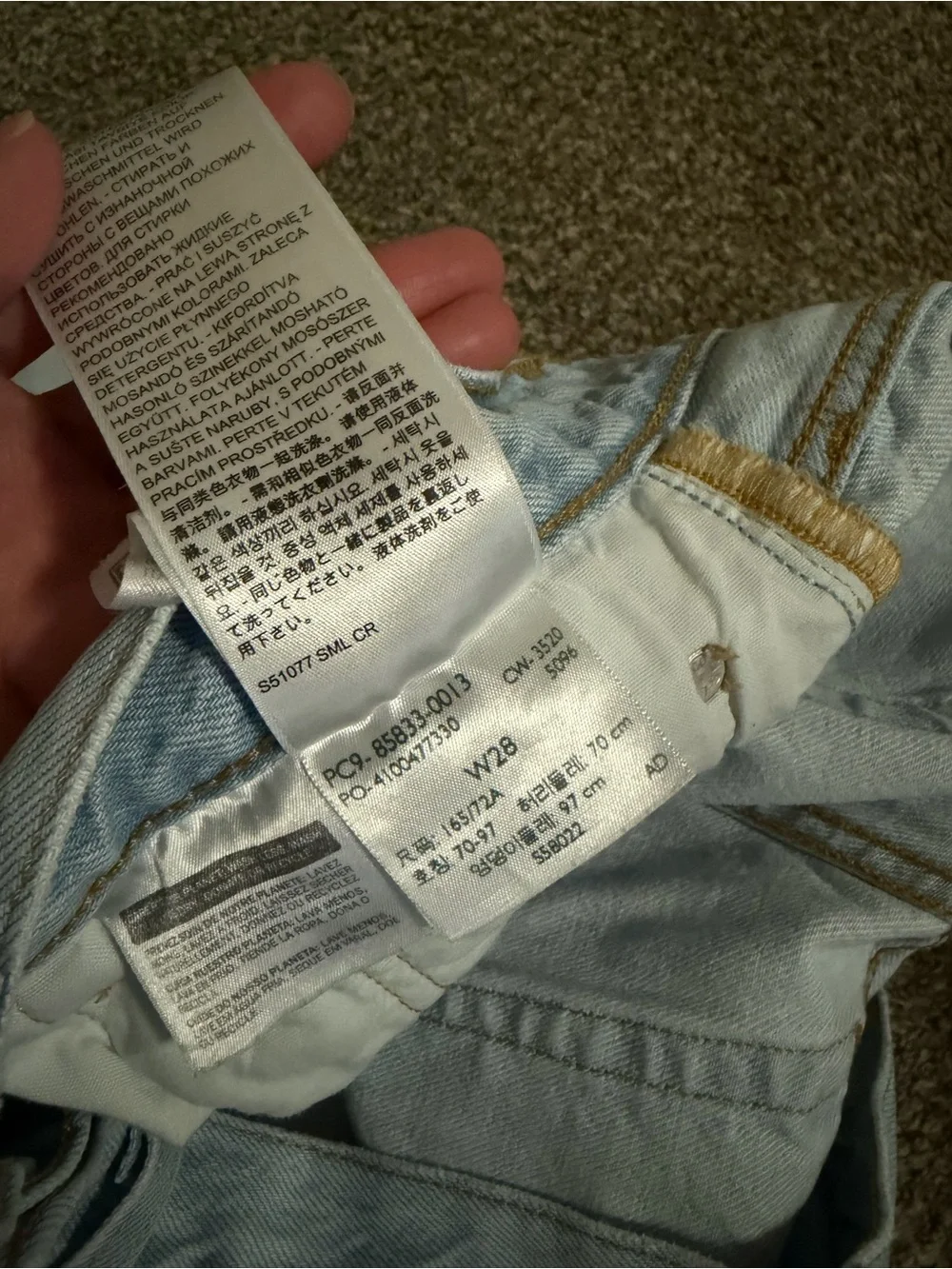 Levis 501 denim shorts - Picture 3 of 3
